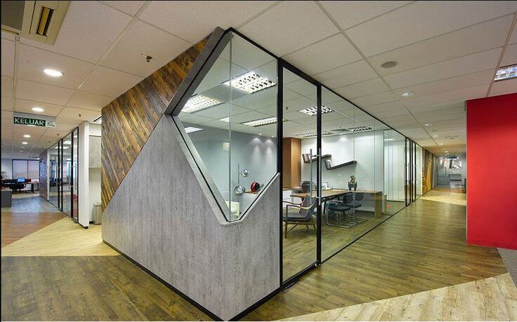 Glass and aluminium partition